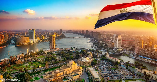 ادرس في مصر